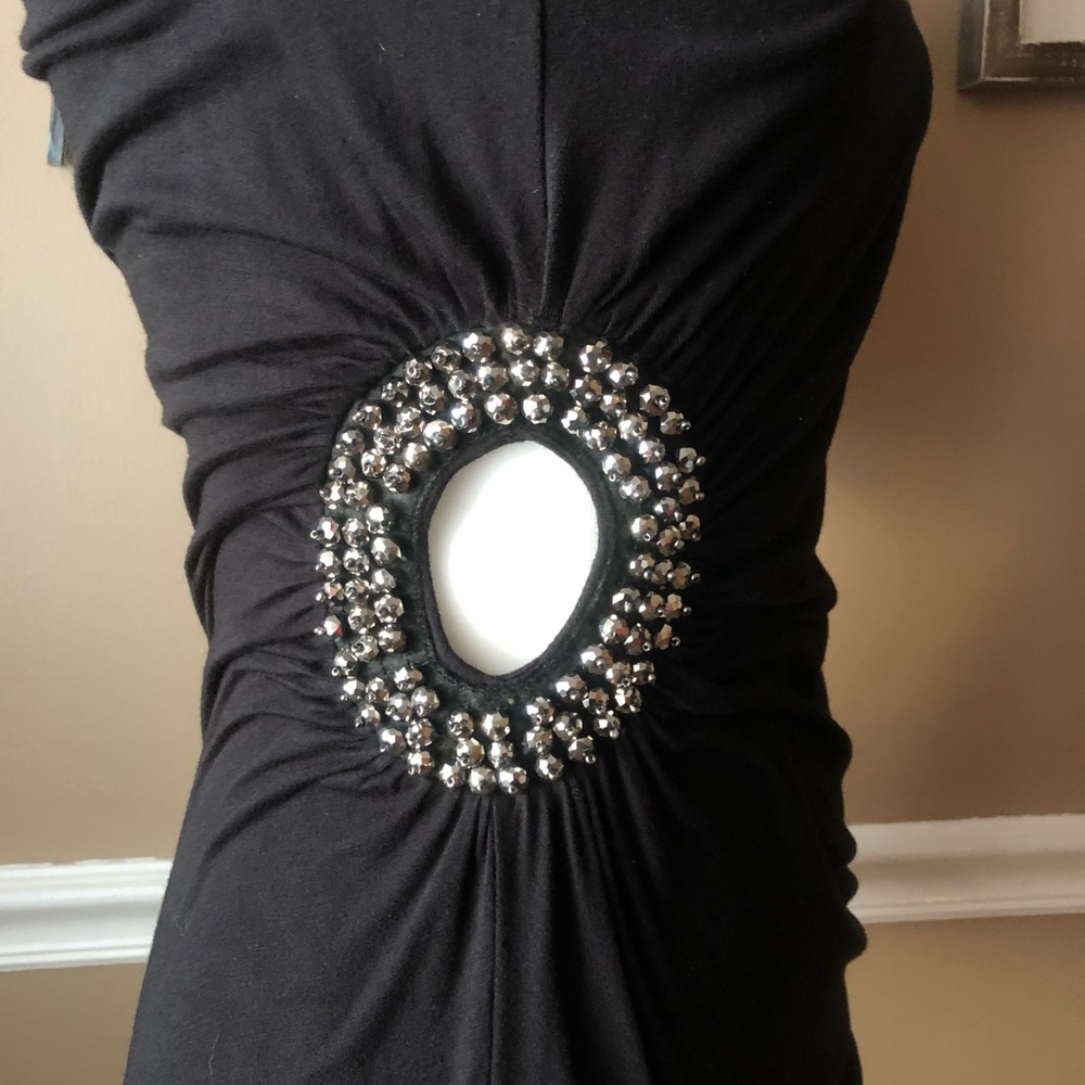 One Shoulder Rhinestone Detail Top - Picture 2 of 5